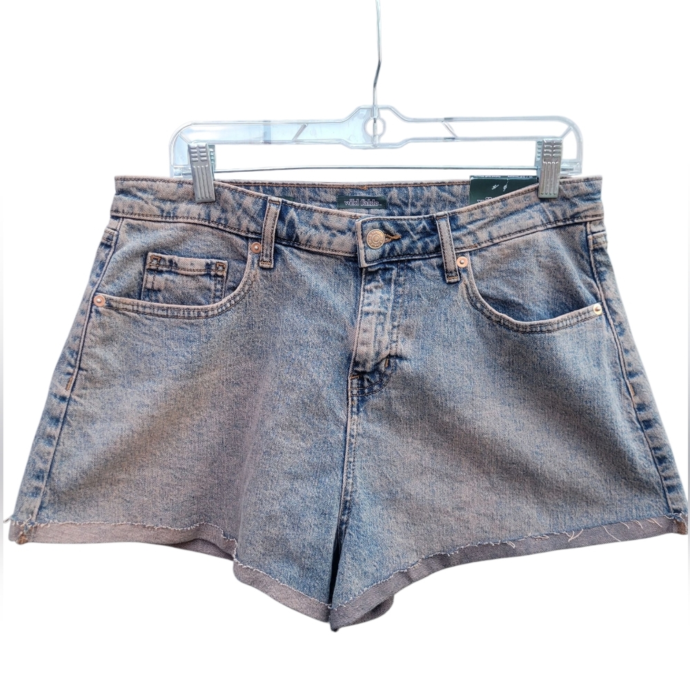 Wild Fable High-Rise Rolled Cuff Shorts Size 10 - Picture 2 of 10
